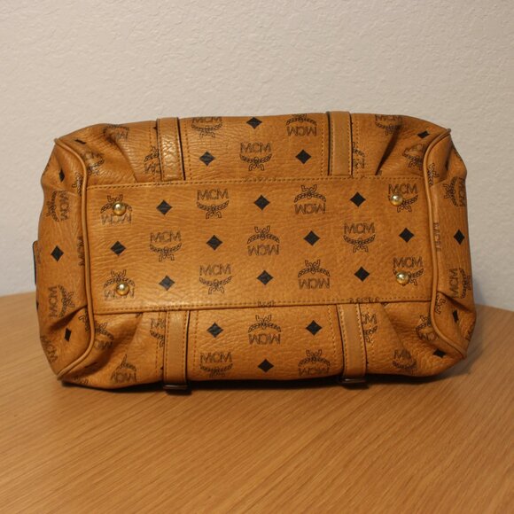 MCM Visetos Handle Bag - Picture 5 of 9